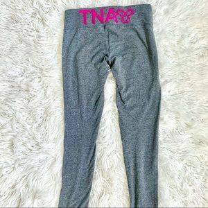 Size small Aritiza TNA leggings